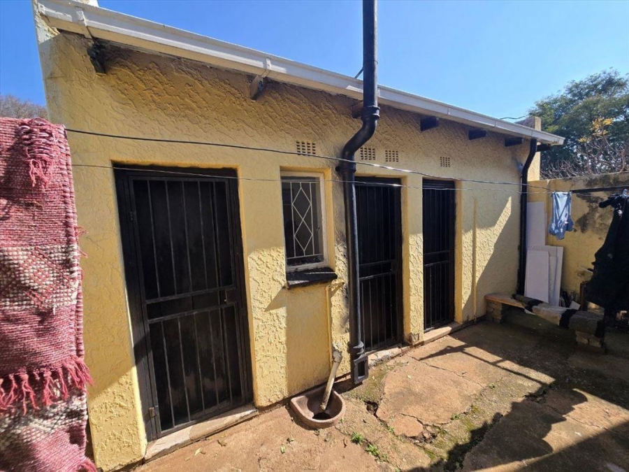 3 Bedroom Property for Sale in Rhodesfield Gauteng