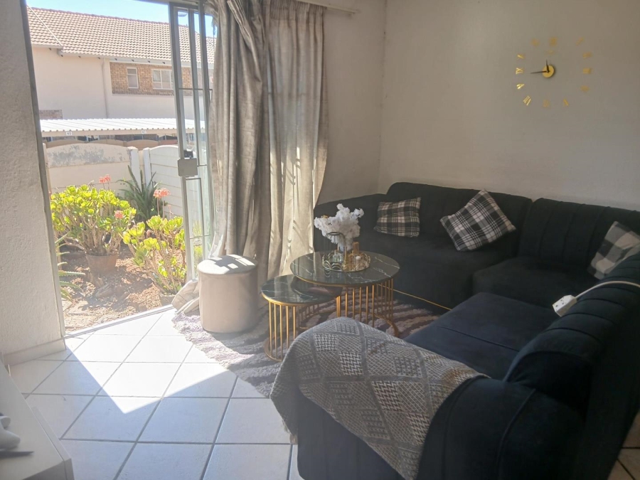 2 Bedroom Property for Sale in Birch Acres Gauteng