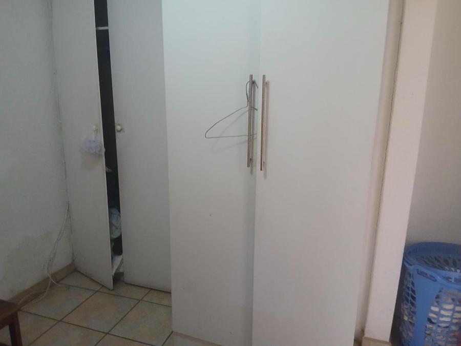 2 Bedroom Property for Sale in Birch Acres Gauteng