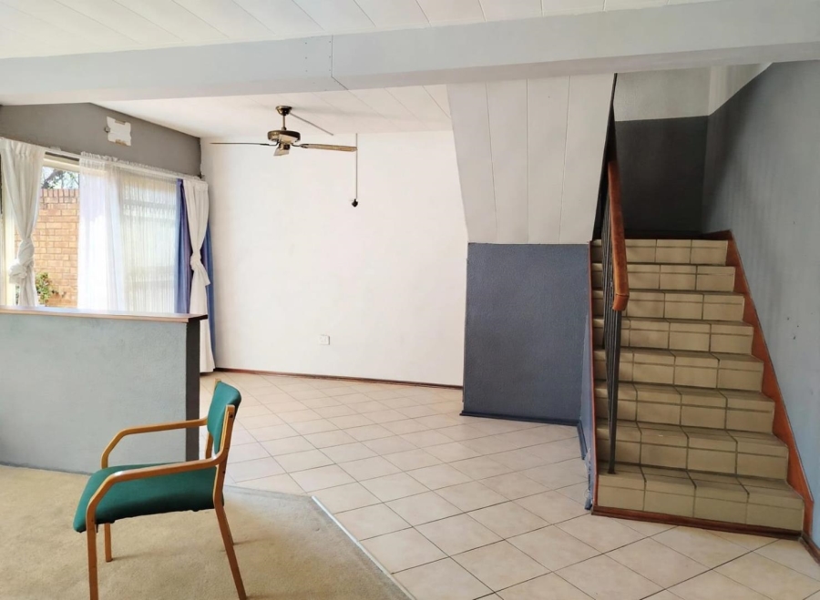 3 Bedroom Property for Sale in Meredale Gauteng