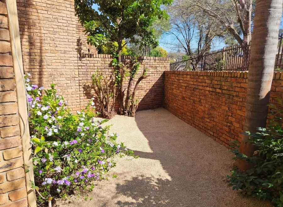 3 Bedroom Property for Sale in Meredale Gauteng