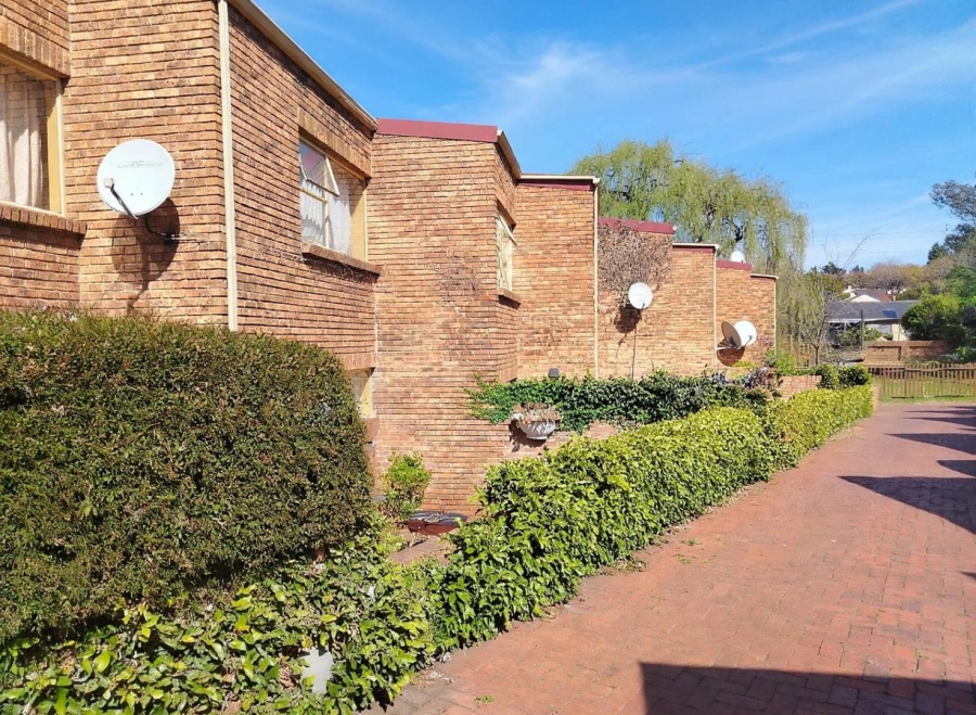 3 Bedroom Property for Sale in Meredale Gauteng