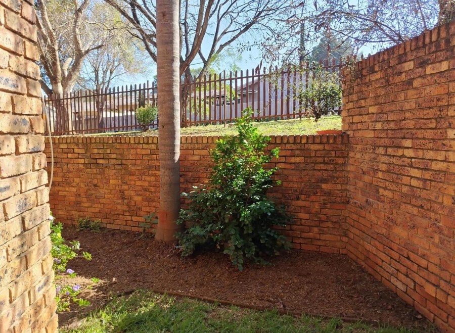 3 Bedroom Property for Sale in Meredale Gauteng