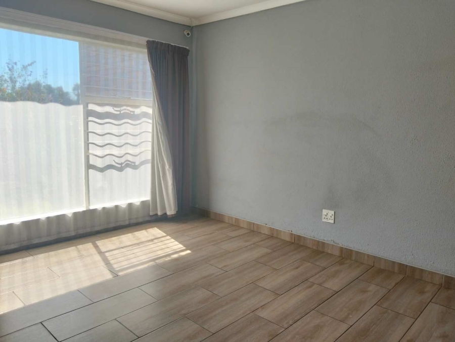 2 Bedroom Property for Sale in Mayberry Park Gauteng