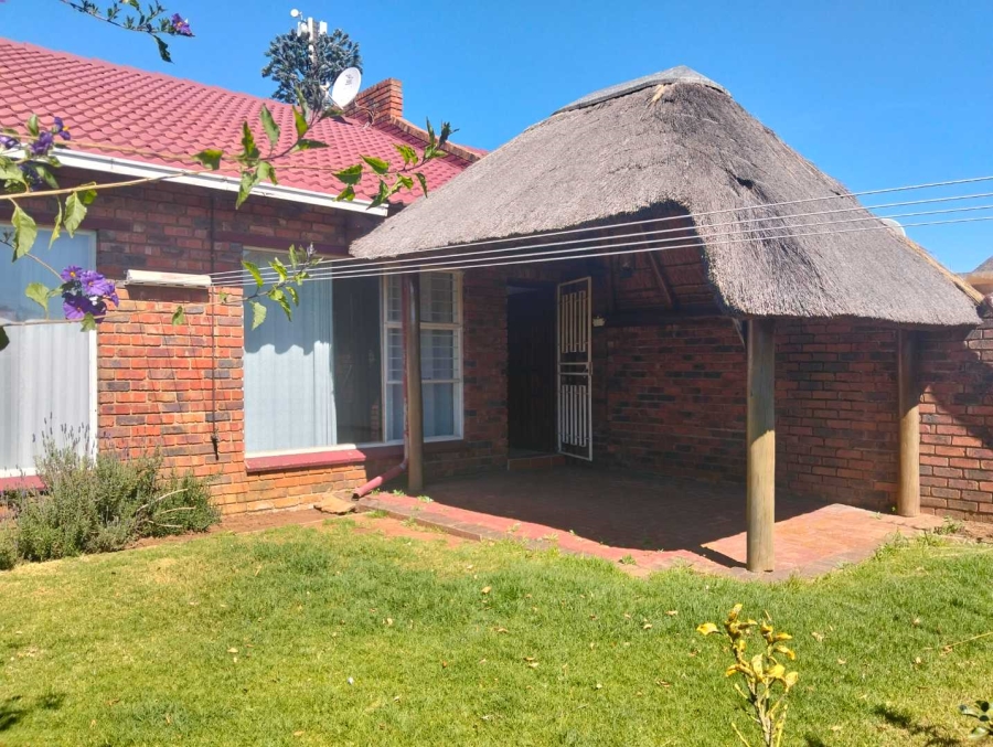 2 Bedroom Property for Sale in Mayberry Park Gauteng