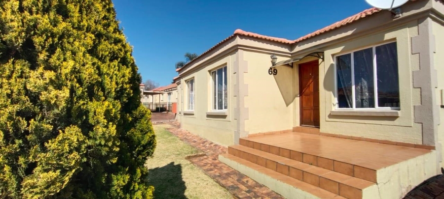 3 Bedroom Property for Sale in Elandspark Gauteng