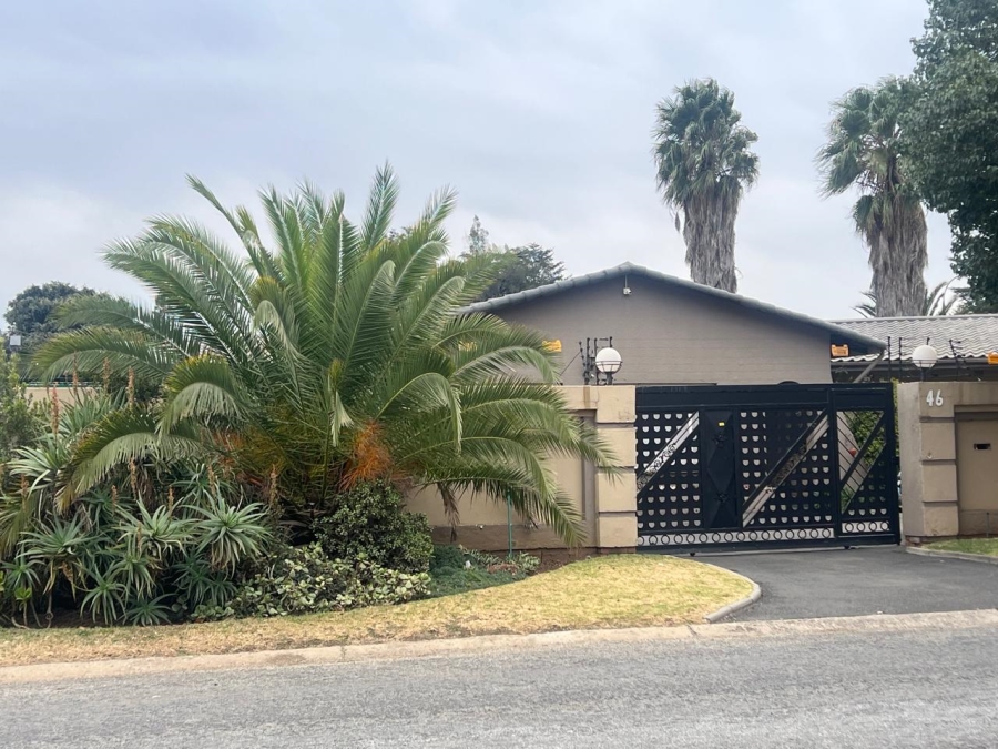4 Bedroom Property for Sale in Brackenhurst Gauteng