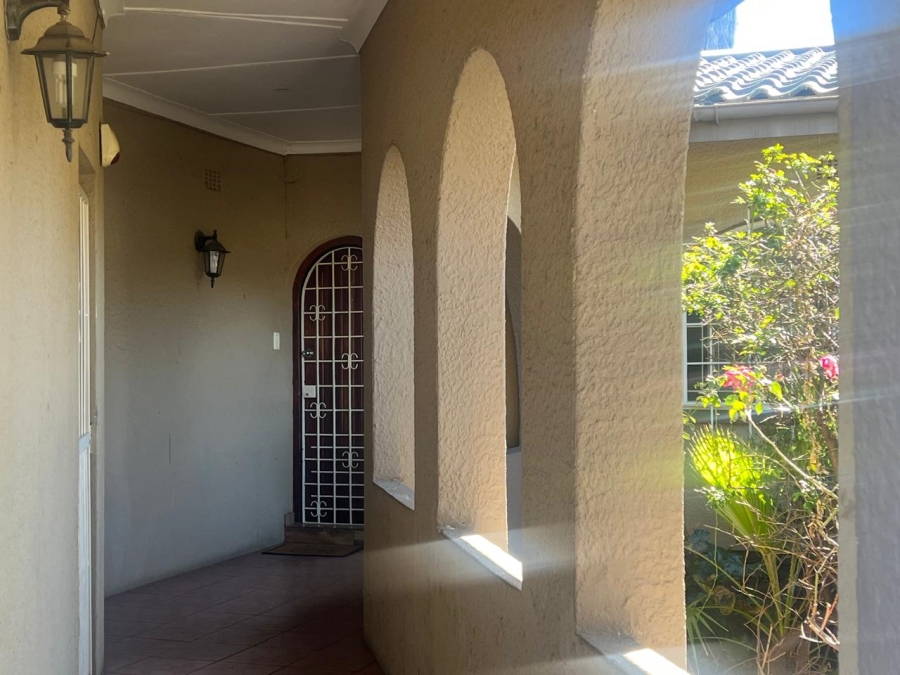 4 Bedroom Property for Sale in Brackenhurst Gauteng