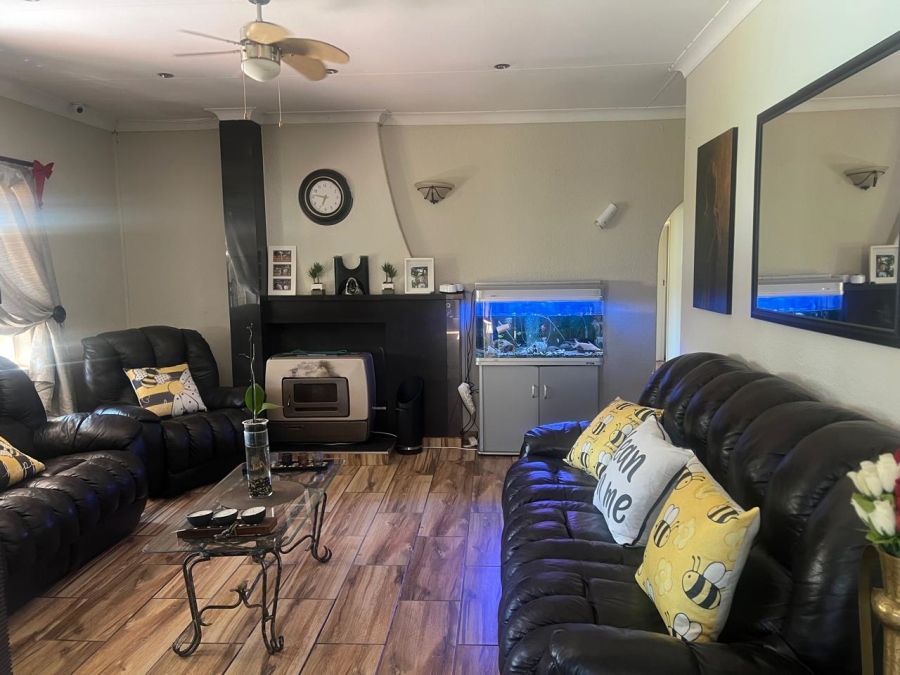 4 Bedroom Property for Sale in Brackenhurst Gauteng