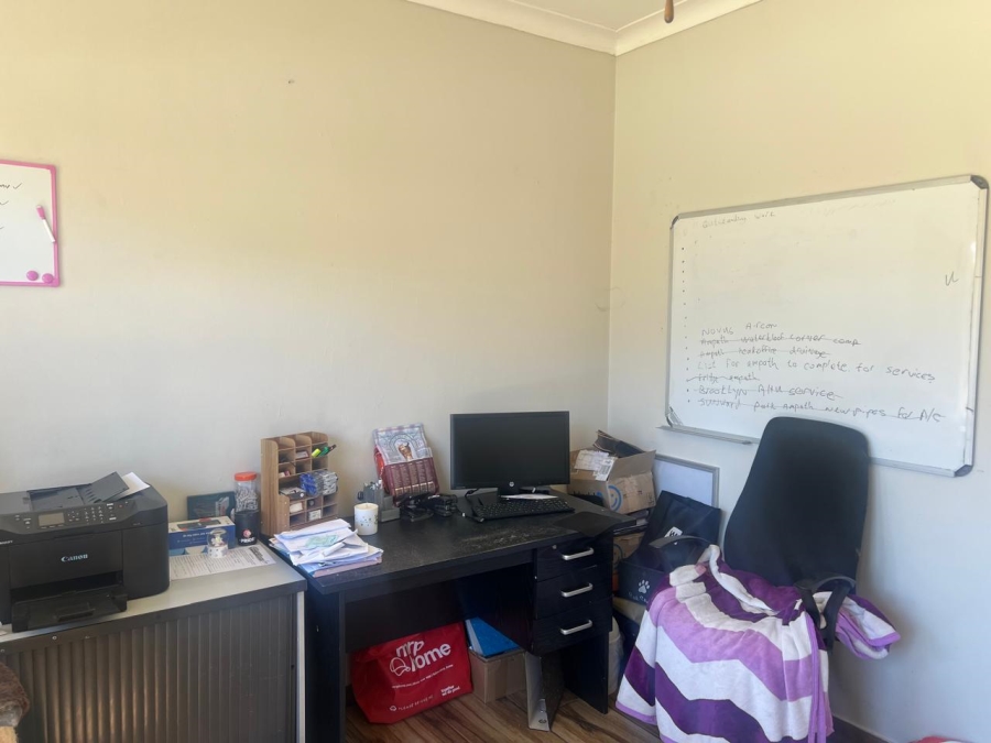 4 Bedroom Property for Sale in Brackenhurst Gauteng