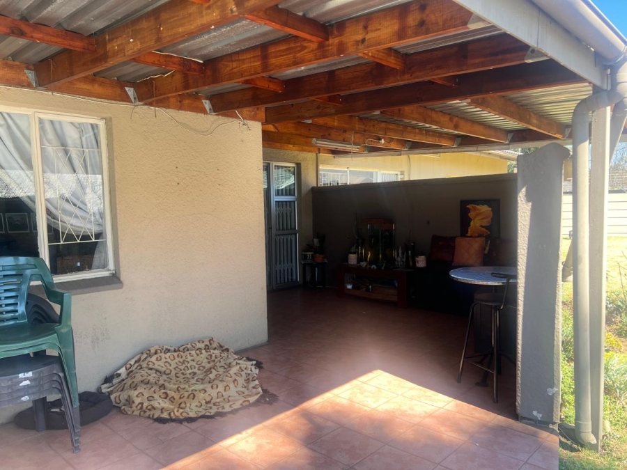 4 Bedroom Property for Sale in Brackenhurst Gauteng