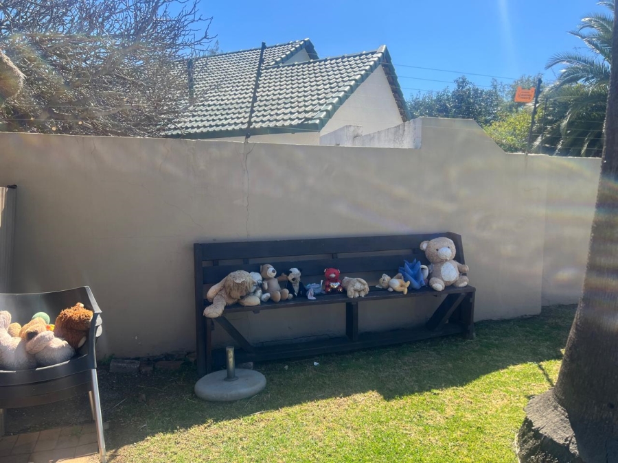 4 Bedroom Property for Sale in Brackenhurst Gauteng