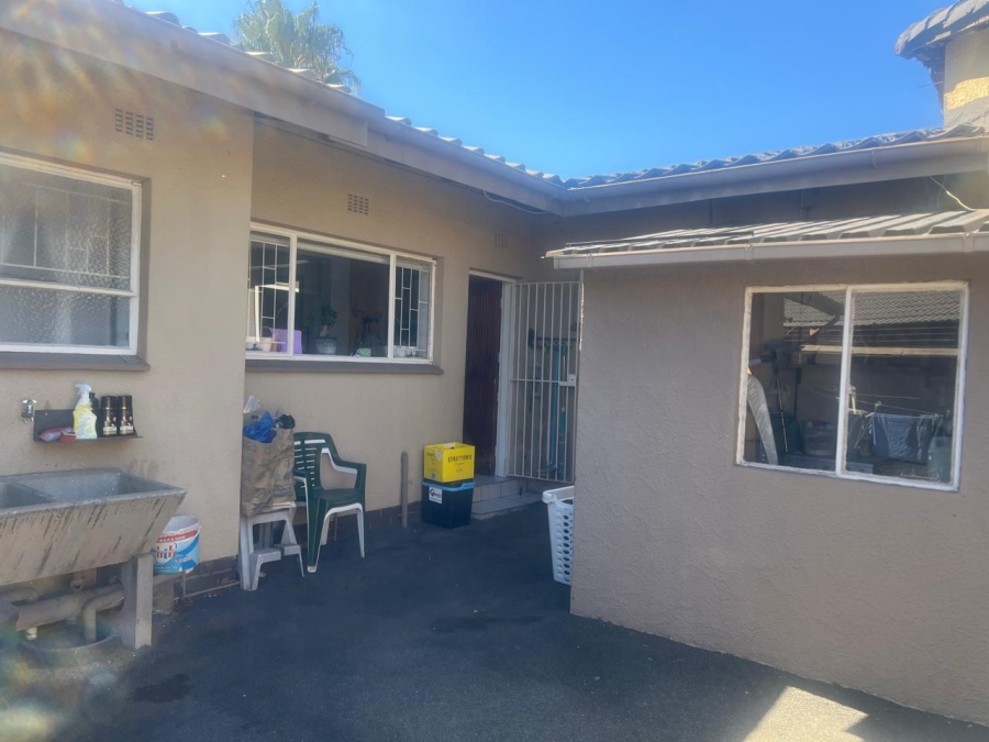 4 Bedroom Property for Sale in Brackenhurst Gauteng
