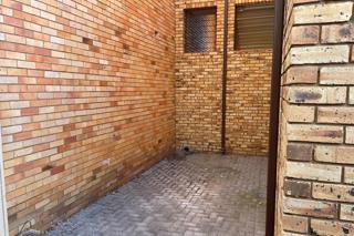 2 Bedroom Property for Sale in Alberton Gauteng