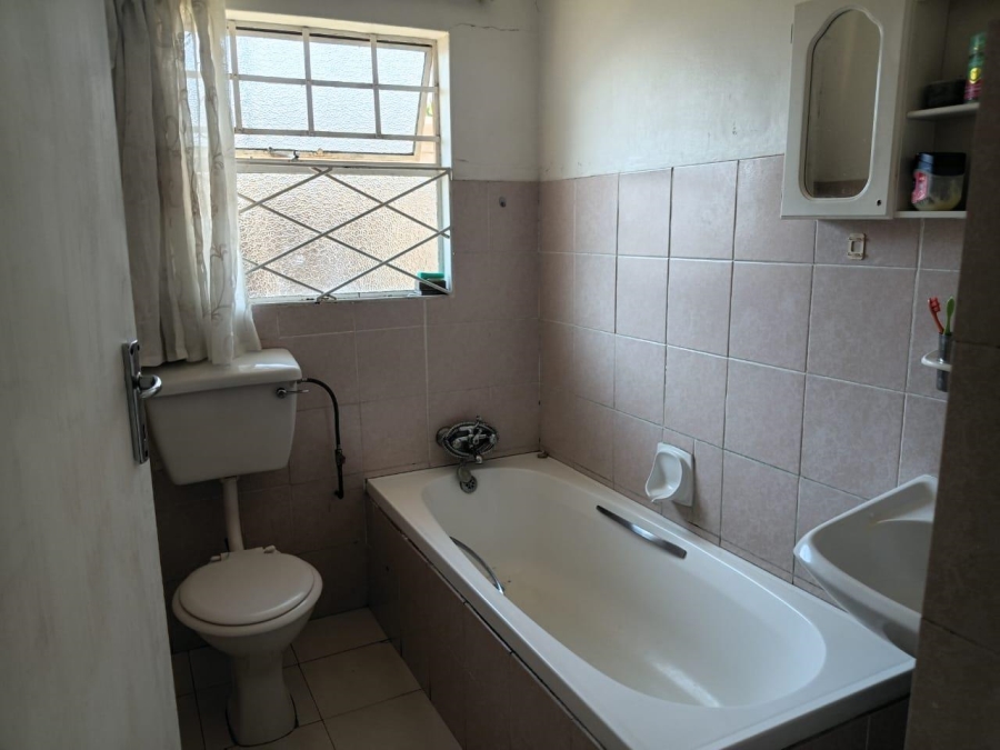 0 Bedroom Property for Sale in Moffat View Gauteng