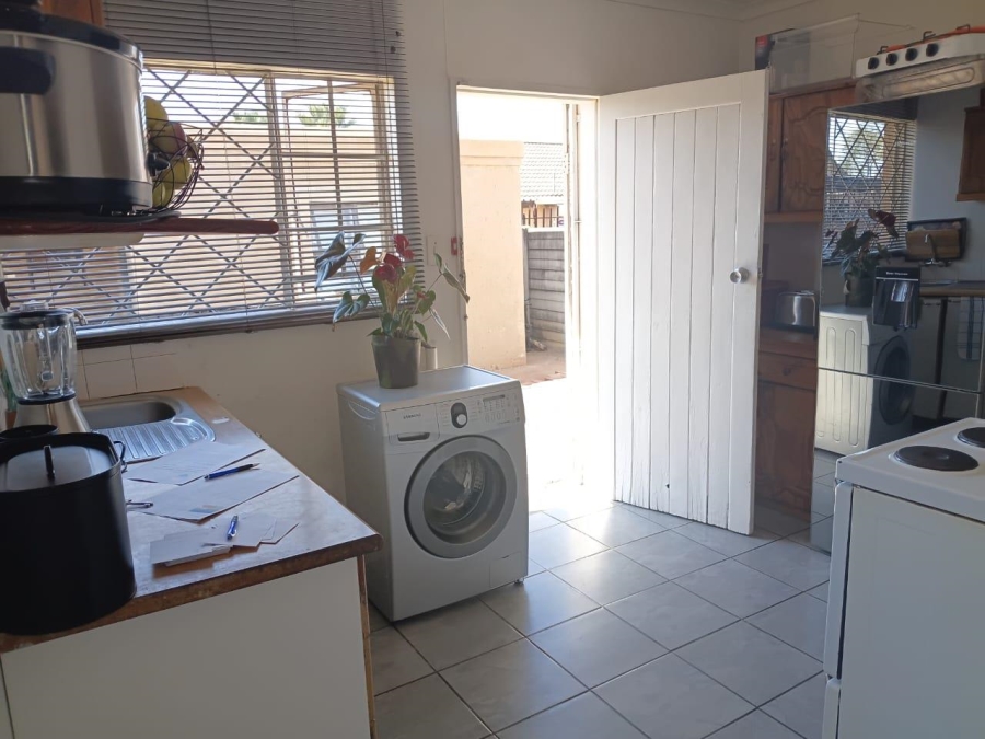 0 Bedroom Property for Sale in Moffat View Gauteng