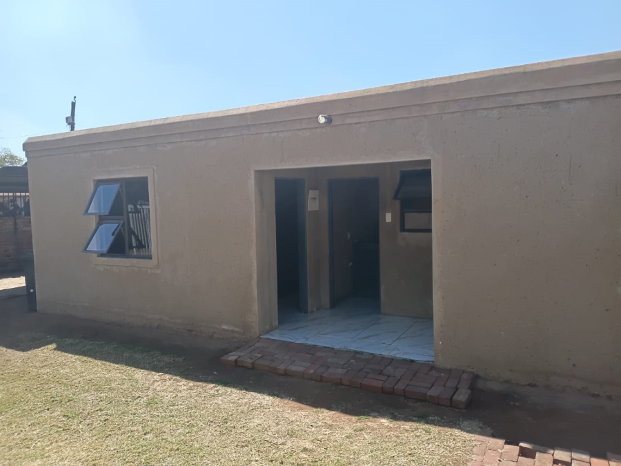 0 Bedroom Property for Sale in Moffat View Gauteng