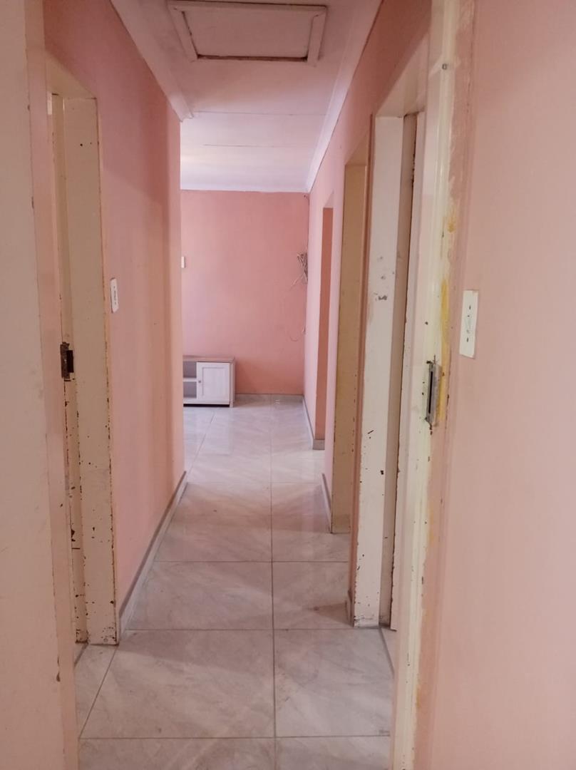 To Let 5 Bedroom Property for Rent in Soshanguve GG Gauteng