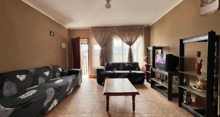 3 Bedroom Property for Sale in Lotus Gardens Gauteng