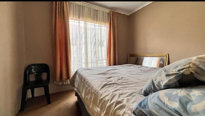 3 Bedroom Property for Sale in Lotus Gardens Gauteng