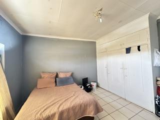 2 Bedroom Property for Sale in Pretoria West Gauteng