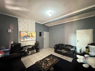 2 Bedroom Property for Sale in Pretoria West Gauteng