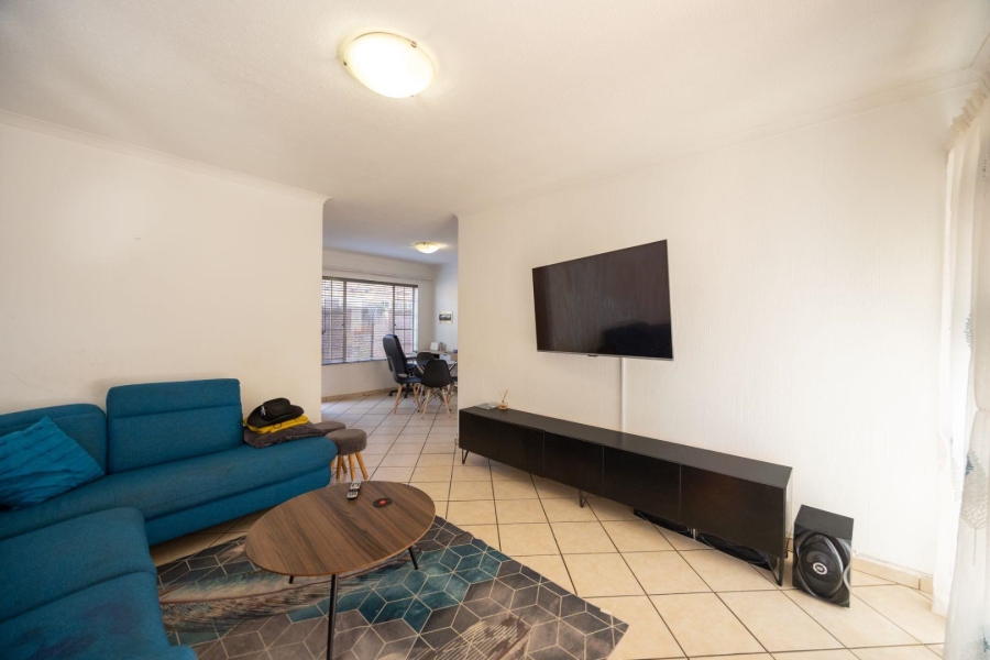 2 Bedroom Property for Sale in Willow Park Manor Gauteng