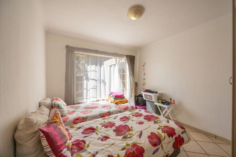 2 Bedroom Property for Sale in Willow Park Manor Gauteng