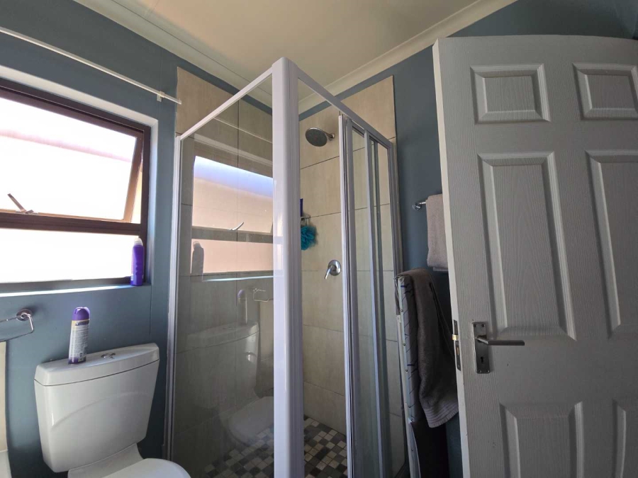 2 Bedroom Property for Sale in The Reeds Gauteng