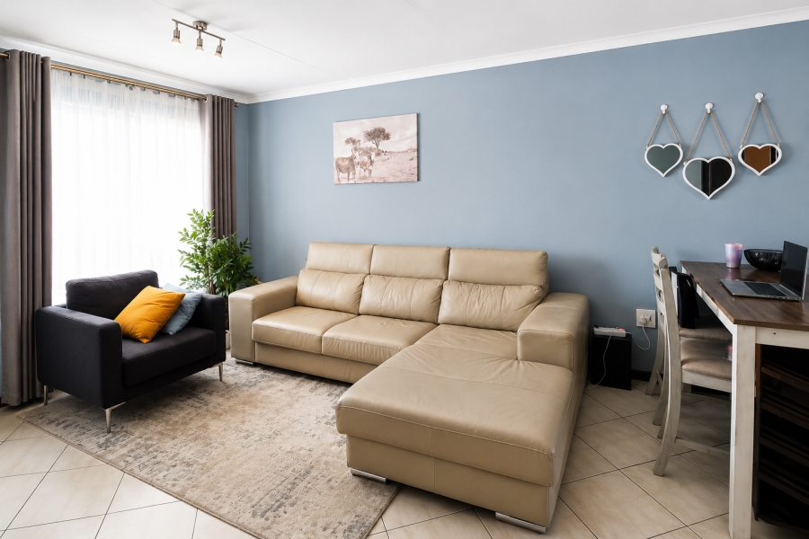2 Bedroom Property for Sale in The Reeds Gauteng