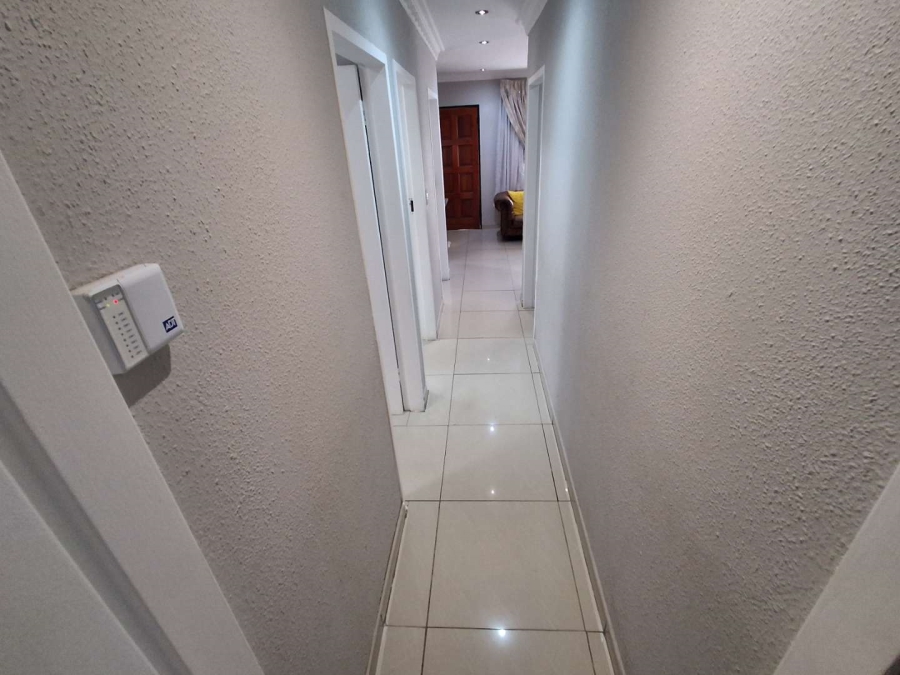 3 Bedroom Property for Sale in Elandspoort Gauteng