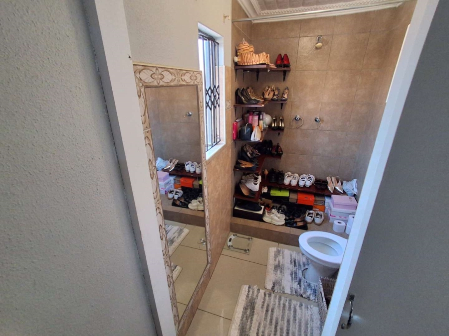 3 Bedroom Property for Sale in Elandspoort Gauteng