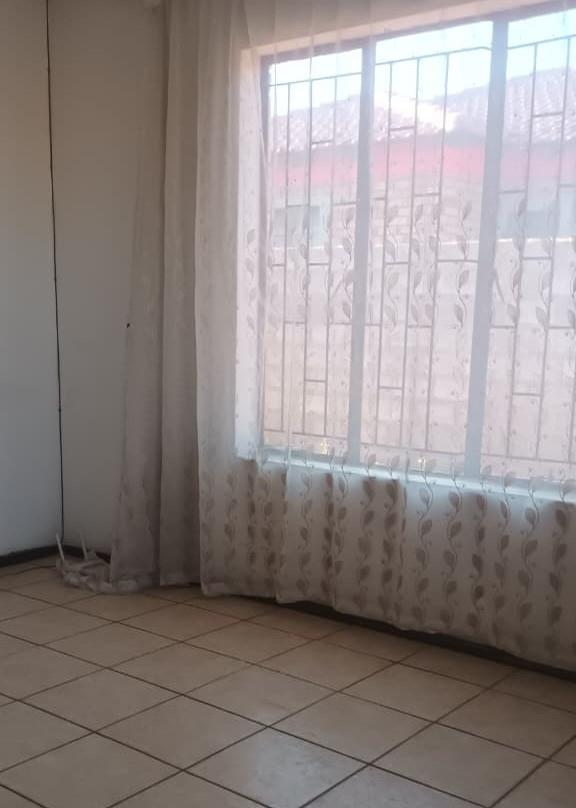 3 Bedroom Property for Sale in Protea Glen Gauteng