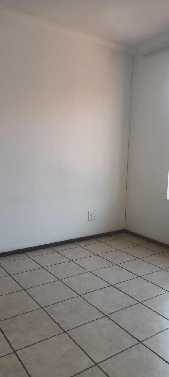 3 Bedroom Property for Sale in Protea Glen Gauteng