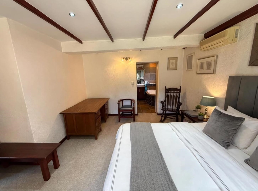 4 Bedroom Property for Sale in Zwartkop Gauteng