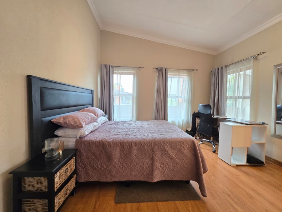3 Bedroom Property for Sale in Alberante Gauteng