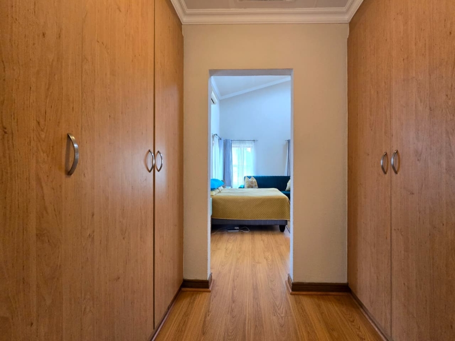 3 Bedroom Property for Sale in Alberante Gauteng