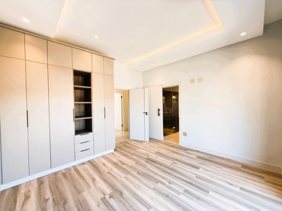 4 Bedroom Property for Sale in Atholl Gauteng