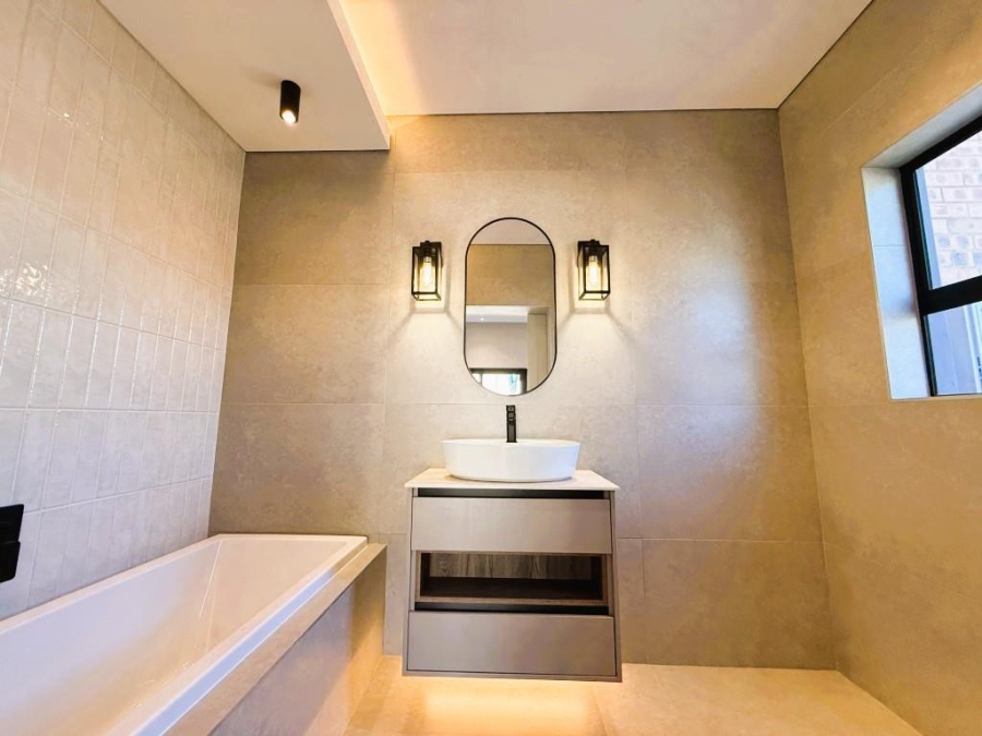 4 Bedroom Property for Sale in Atholl Gauteng