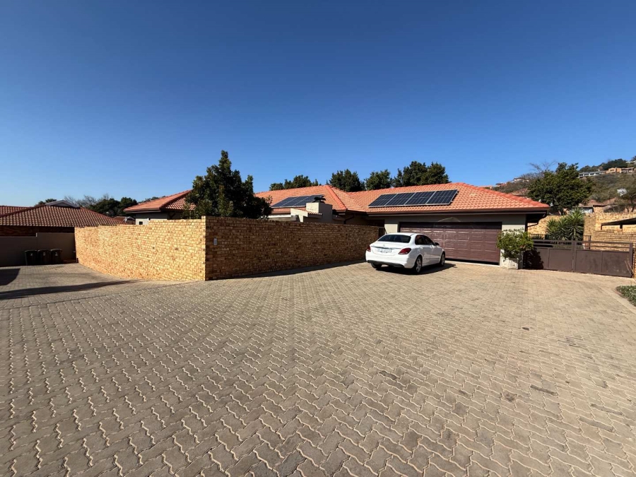 To Let 4 Bedroom Property for Rent in Allens Nek Gauteng