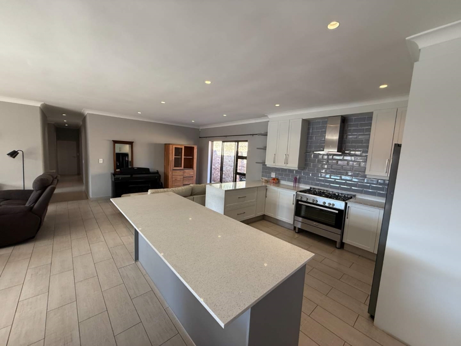 To Let 4 Bedroom Property for Rent in Allens Nek Gauteng