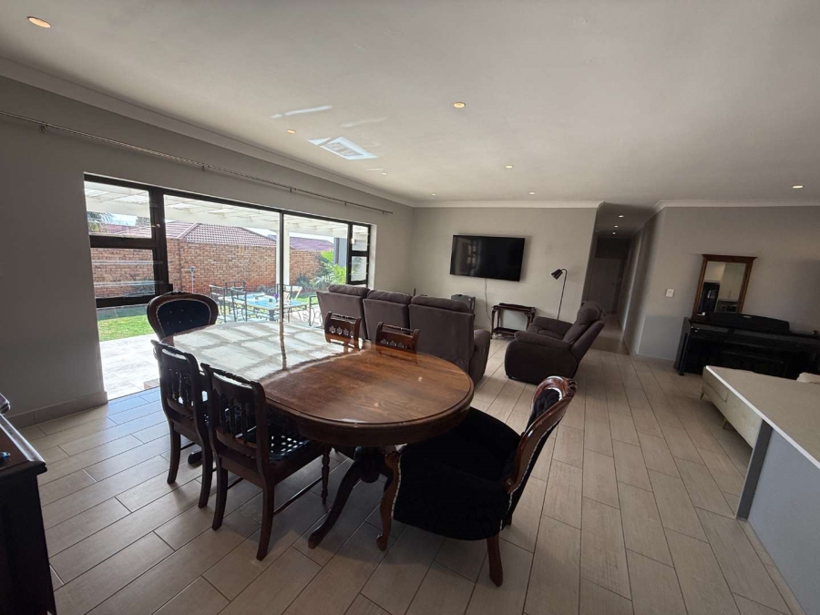 To Let 4 Bedroom Property for Rent in Allens Nek Gauteng