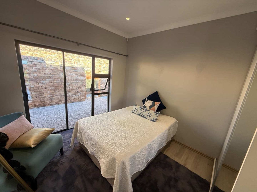 To Let 4 Bedroom Property for Rent in Allens Nek Gauteng