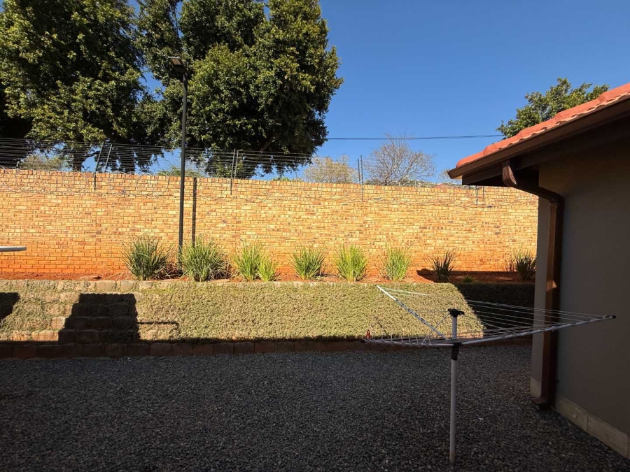 To Let 4 Bedroom Property for Rent in Allens Nek Gauteng