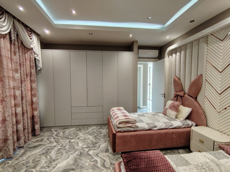 To Let 4 Bedroom Property for Rent in Helderfontein Estate Gauteng