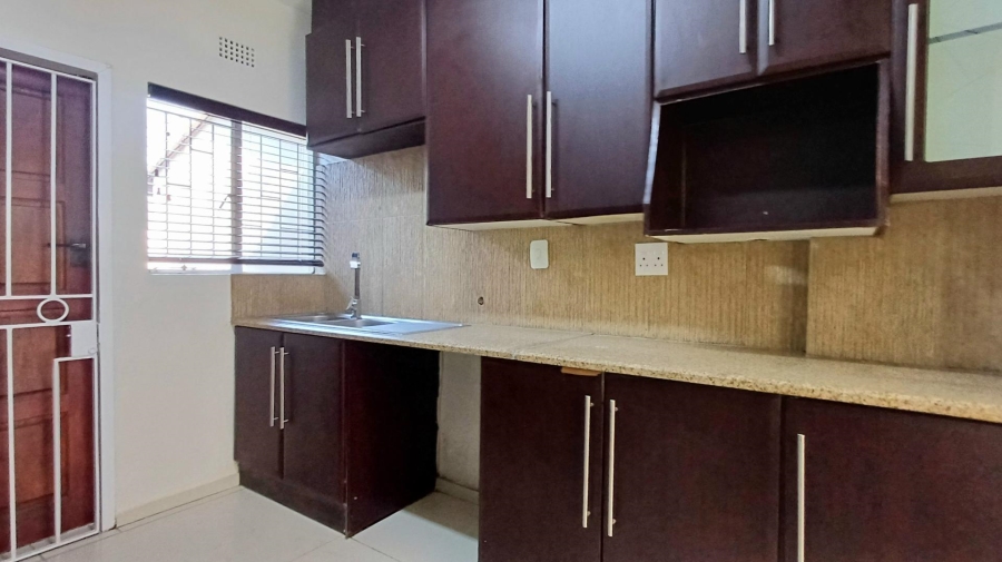 To Let 3 Bedroom Property for Rent in Bryanston Gauteng