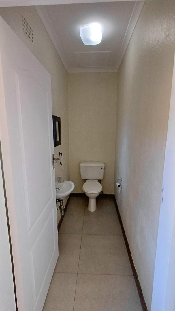 To Let 3 Bedroom Property for Rent in Bryanston Gauteng