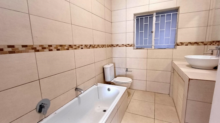 To Let 3 Bedroom Property for Rent in Bryanston Gauteng