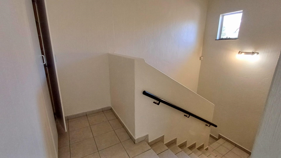 To Let 3 Bedroom Property for Rent in Bryanston Gauteng