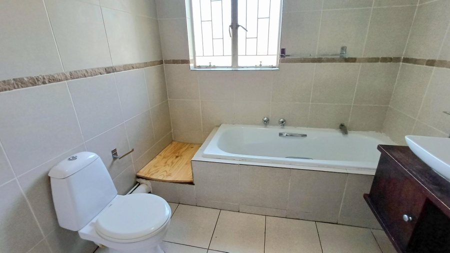 To Let 3 Bedroom Property for Rent in Bryanston Gauteng